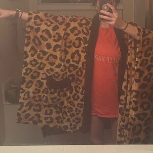 Cheetah print wearable blanket OS